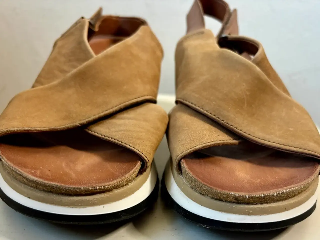 Billede 3 - MJUS, brune sandaler plateau kinahæl, str 38