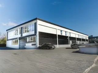 Produktion/lagerlokale til leje i Nordsjælland, Ved Klædebo.
