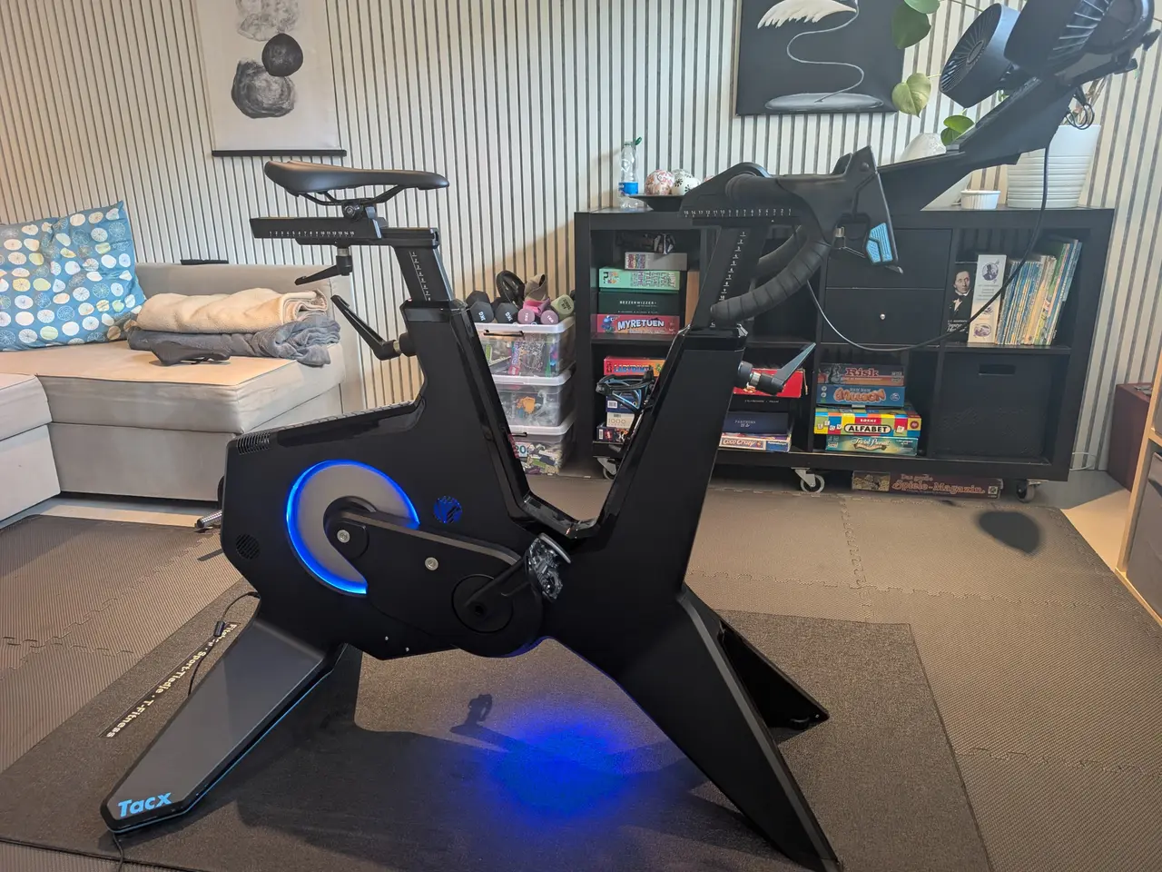 Billede 3 - Tacx NEO Bike Smart – kun kørt ca. 1.500 km