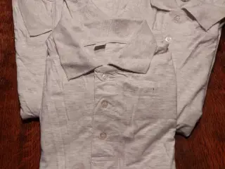 Poloer T-shirt