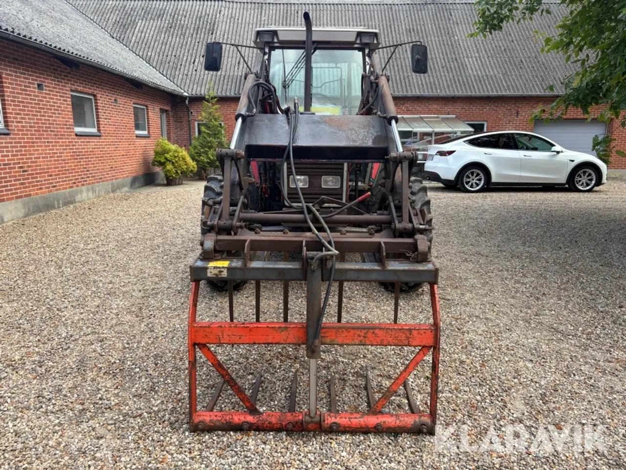 Billede 8 - Traktor Massey Ferguson 3065 - med frontlæsser