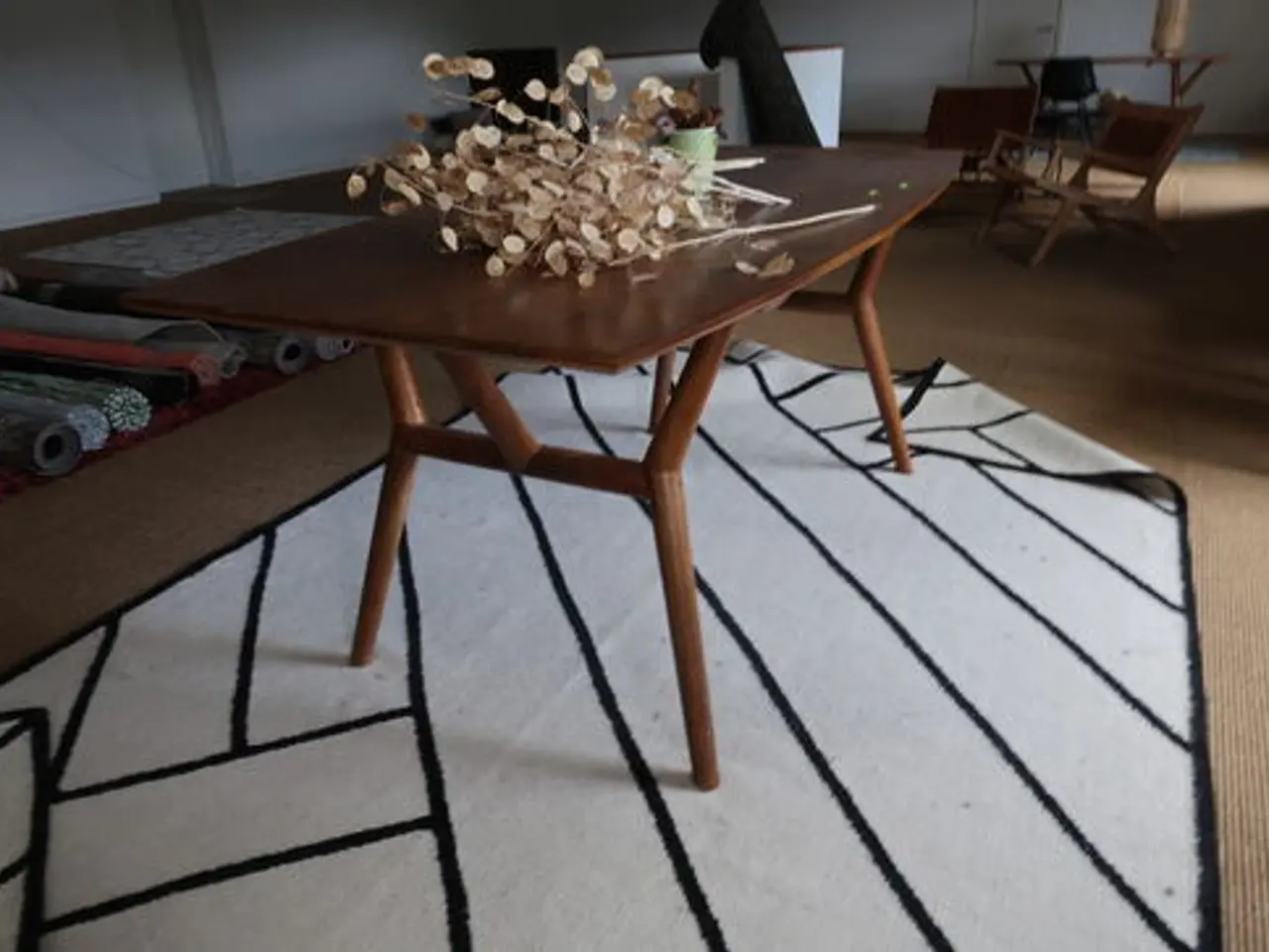 Billede 2 - Livo spisebord 180 × 90 cm – Massivt akacietræ 