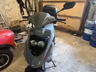 Moto cr hot 50