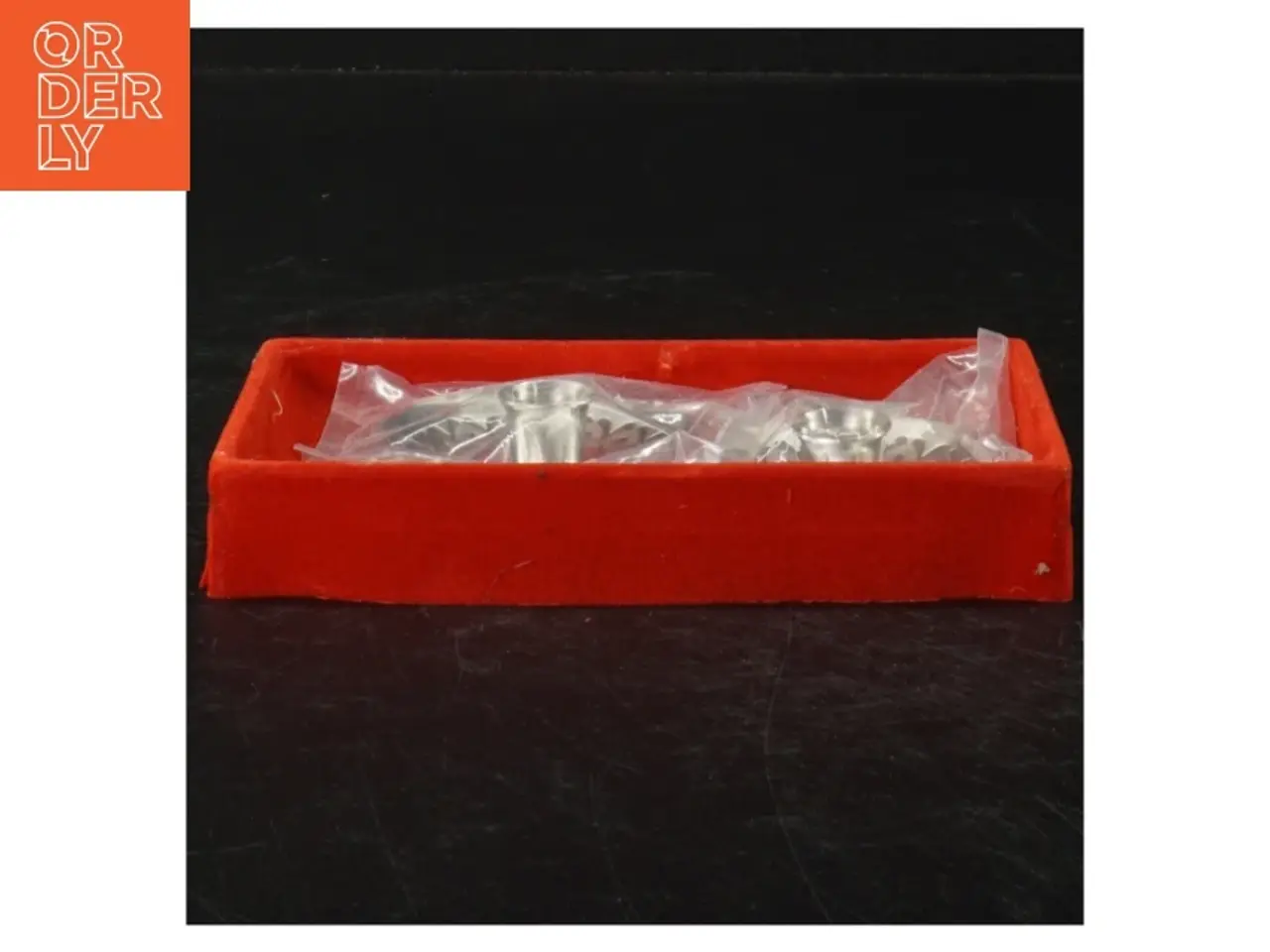 Billede 3 - Lysestager i tin med etui (str. Ø. 6,5 cm)