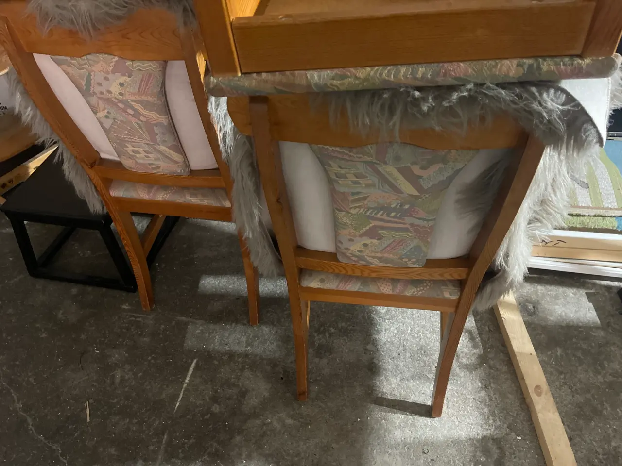 Billede 1 - stol og bord