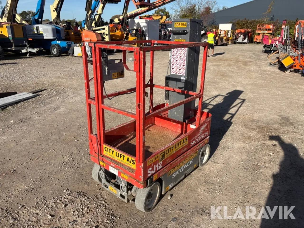 Billede 1 - Søjlelift SkyJack SJ12