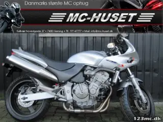 Honda CB 600 F Hornet