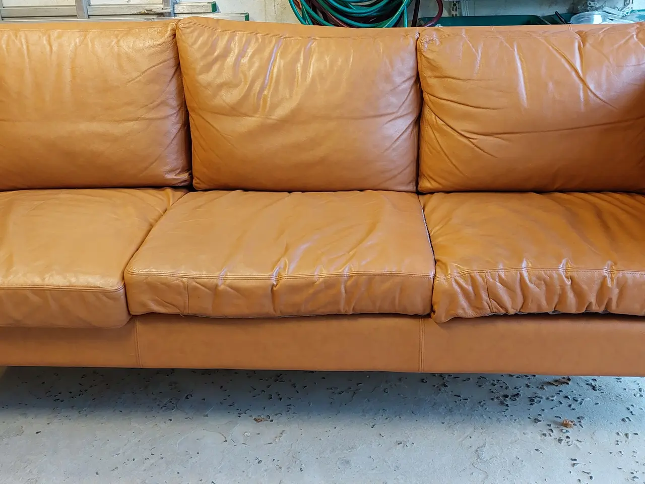 Billede 1 - 3 personers Stouby læder sofa