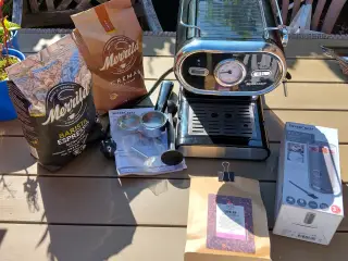 Espressomaskine inkl. tilbehør