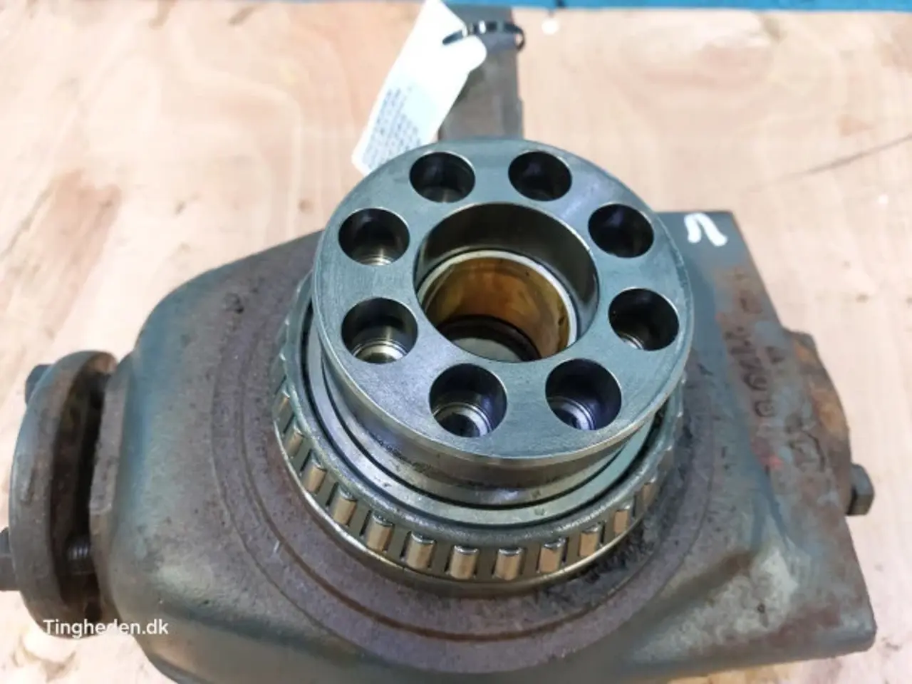 Billede 13 - New Holland LB115B Styrespindel L. 85821289