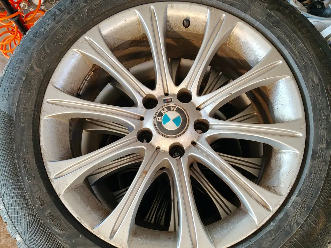 Billede 5 - BMW-fælge med continental vinterdæk