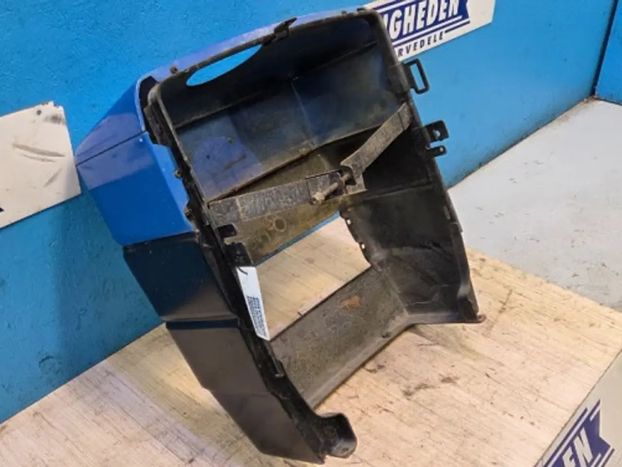 Billede 10 - New Holland 8340 Front Hjelm