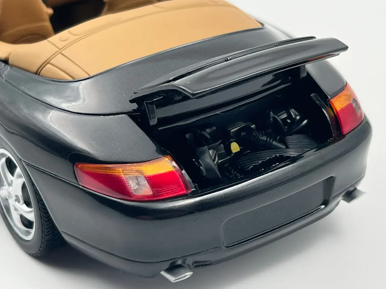 Billede 7 - 1998 Porsche 911 (996) Carrera Cabriolet 1:18