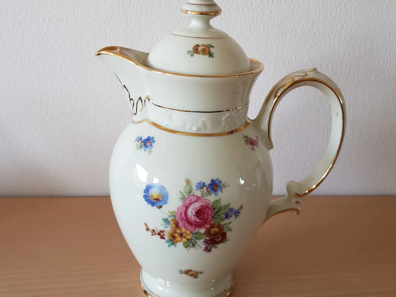 Billede 1 - Kaffekande, porcelæn