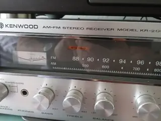 Til sakg kenwood reciver.