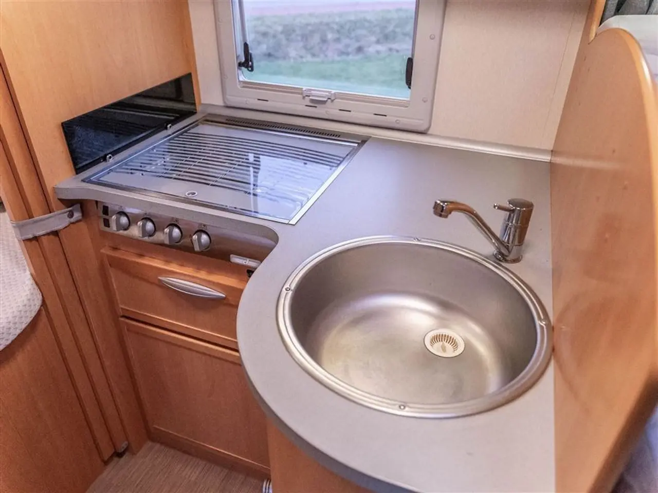 Billede 10 - 2010 - CI Riviera 95 P Godt udstyret autocamper sælges til CVR