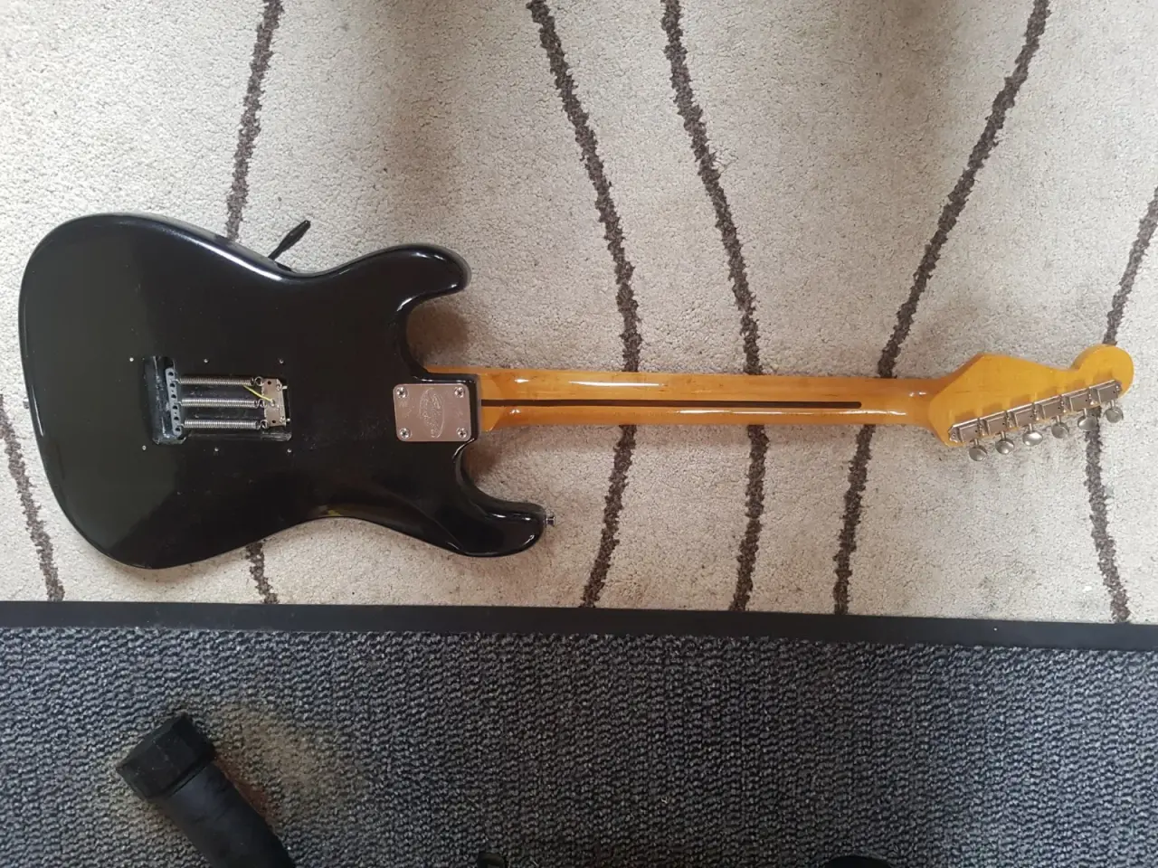 Billede 2 - Elguitar, Stagg metal sort S-350