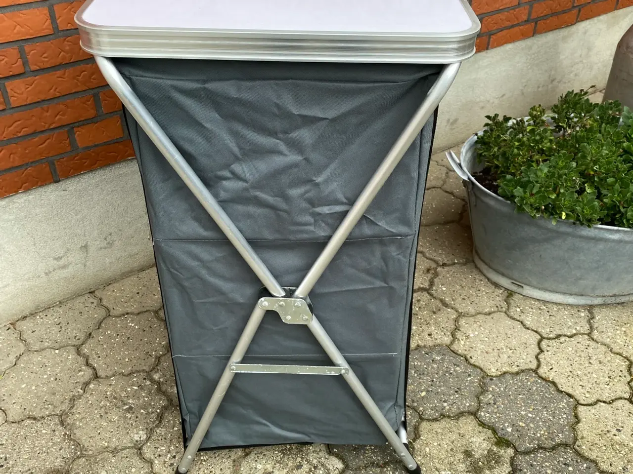 Billede 2 - Sammenklappeligt campingskab