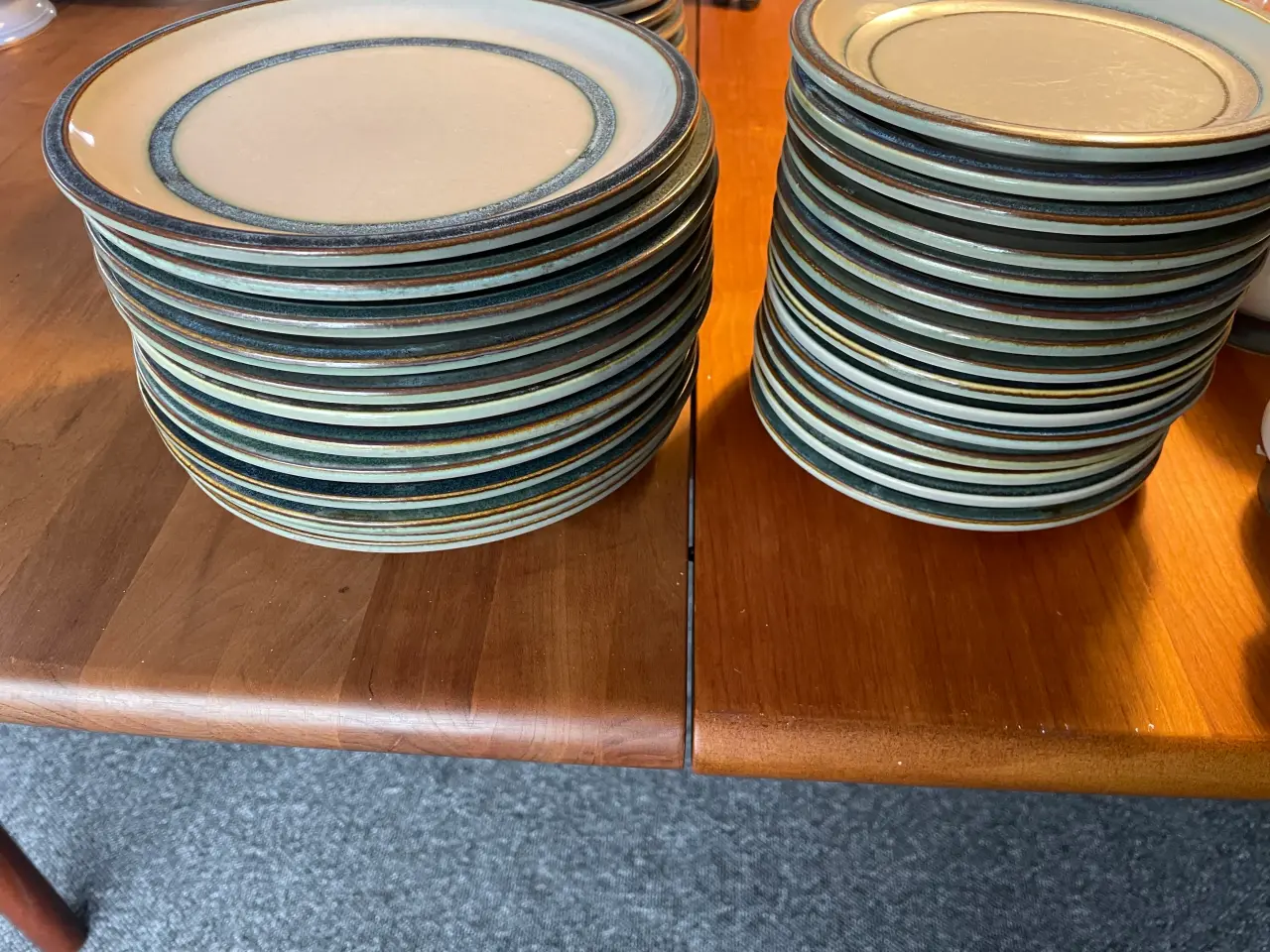 Billede 4 - Tena kaffestel og tallerkner