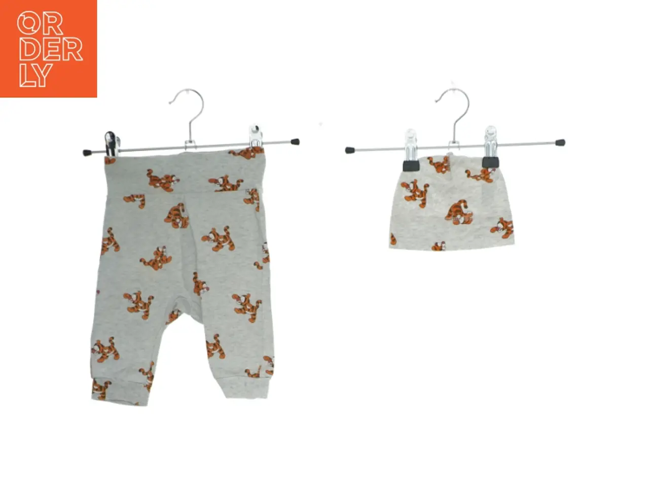 Billede 1 - Babybukser og hue fra H&M (str. 62)