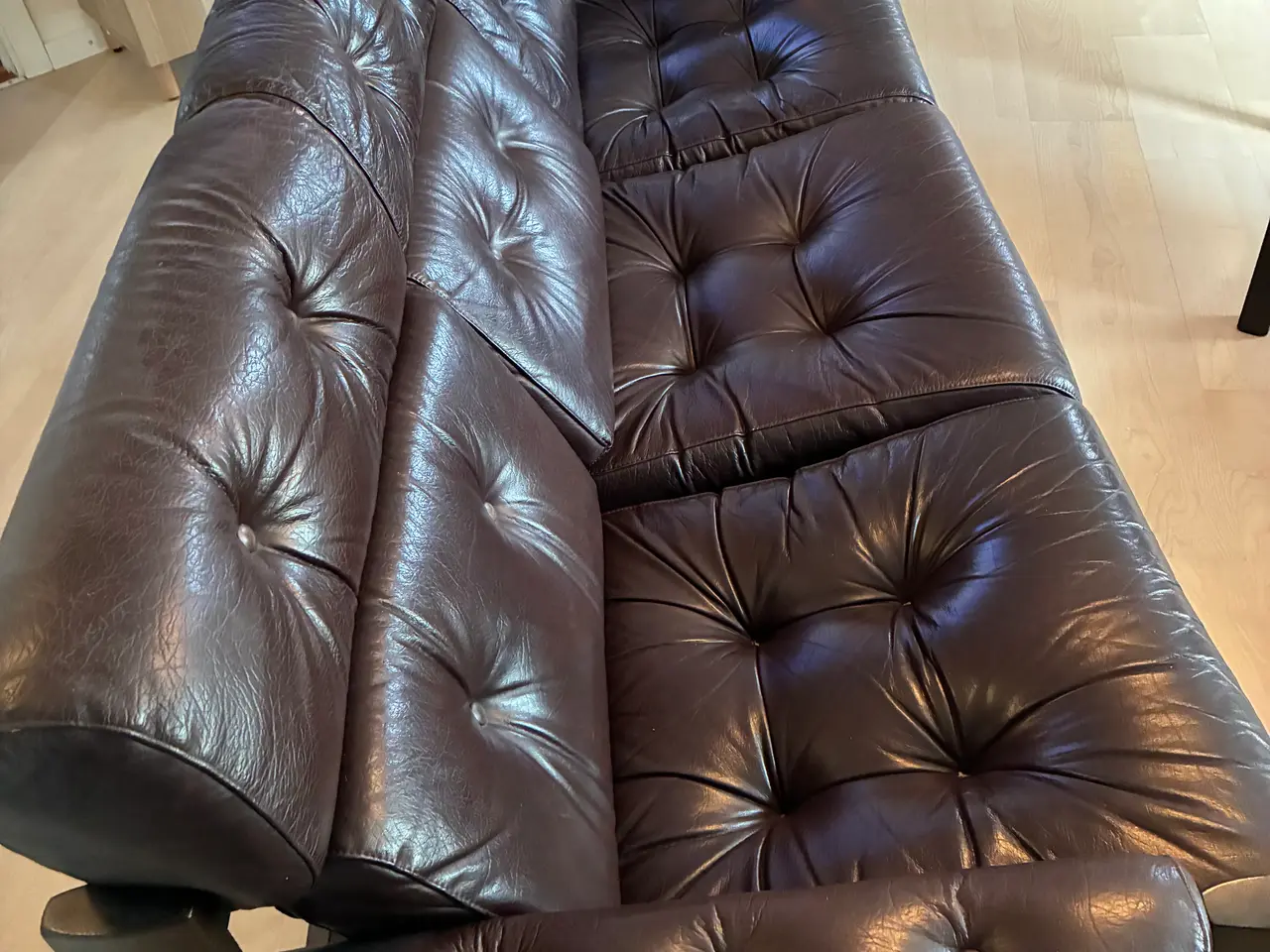Billede 4 - Trepersoners sofa brunt læder