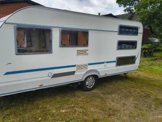 Adria 542 Althea med 3 køjesenge