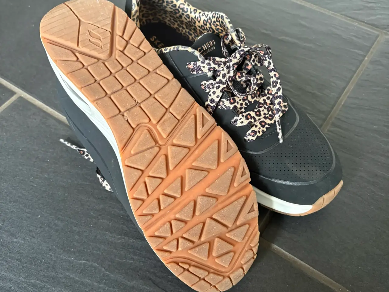 Billede 4 - 2 par fede sketchers sneakers