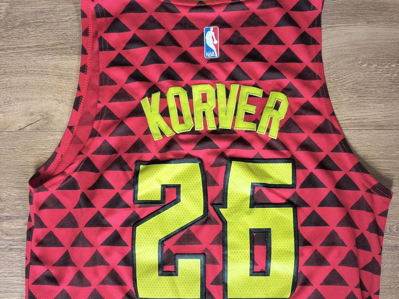 Billede 1 - ATLANTA HAWKS "KYLE KORVER NR 26" STR. S, SOM NY