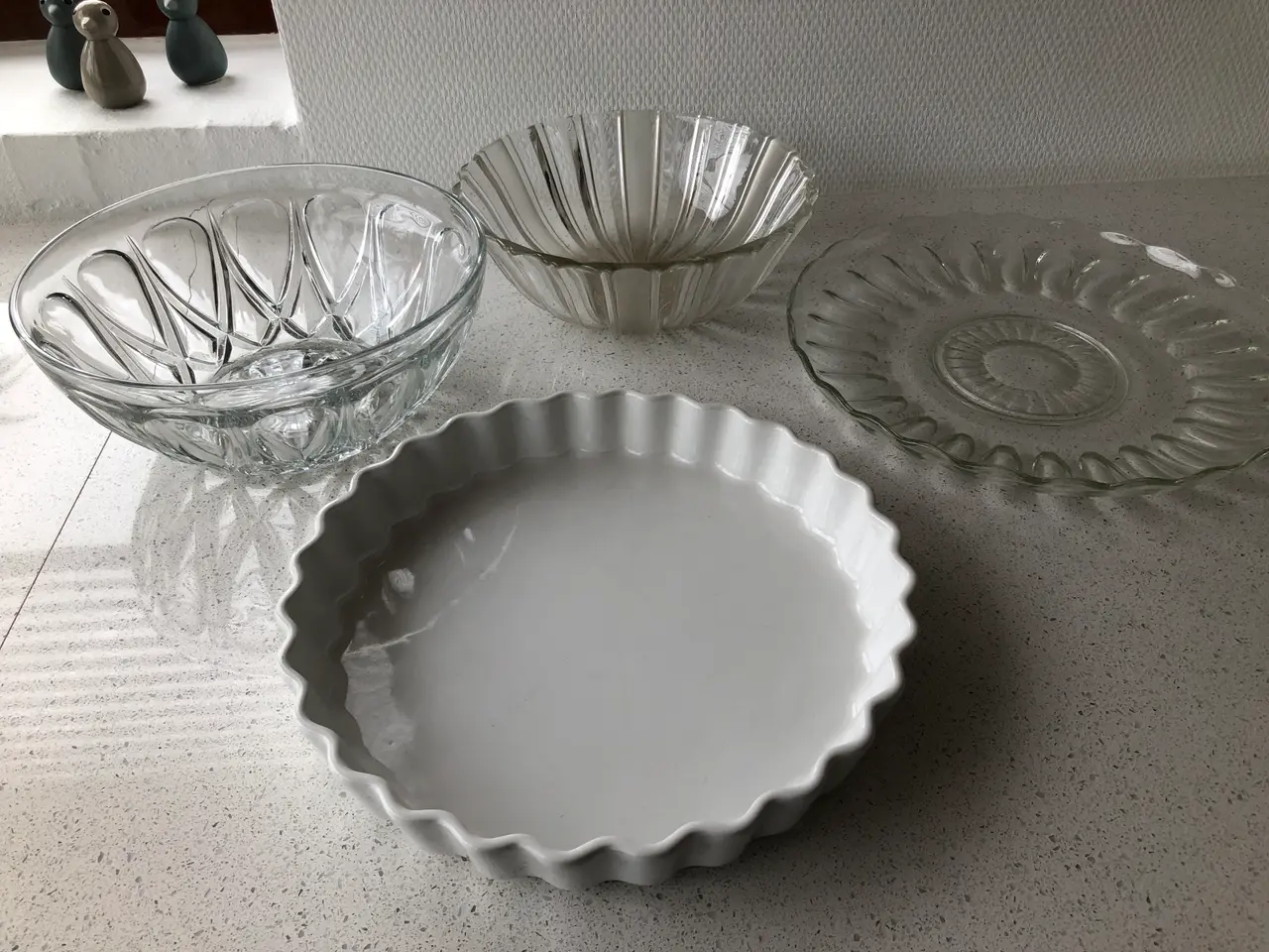 Billede 2 - Tærteform 26 cm. Lagkagefad + 2 Glas Skål
