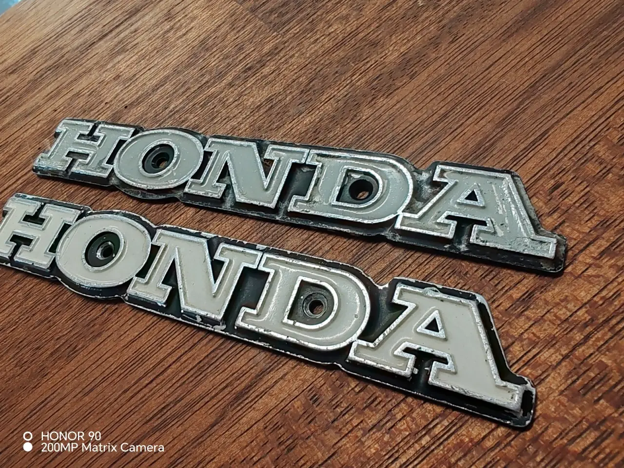 Billede 3 - Honda cd50 emblemer