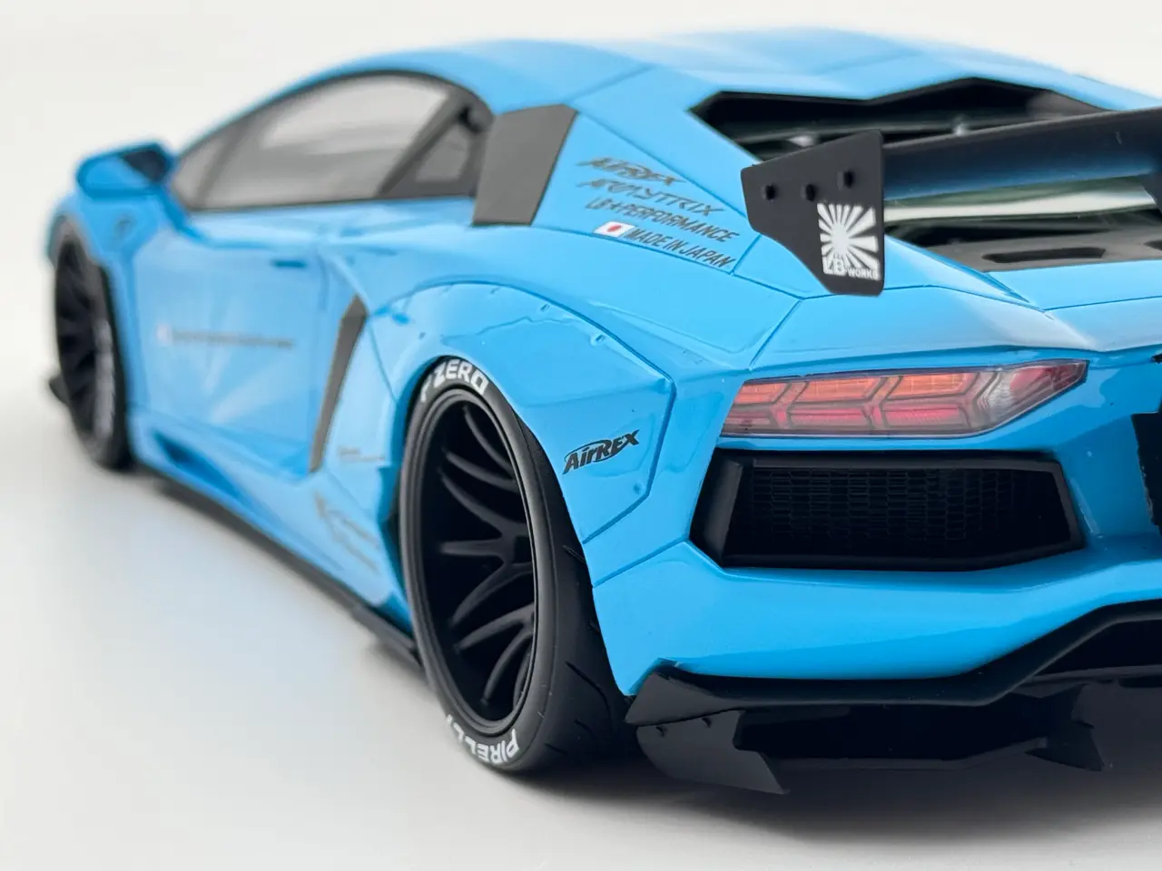 Billede 7 - 2011 Aventador LP 700-4 Liberty Walk 1:18