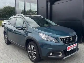 Peugeot 2008 1,2 e-THP 110 Allure Sky