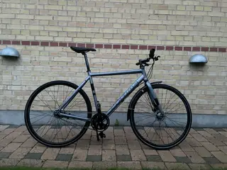Sporty Citybike – Hurtig Cultima – lav vedligehold