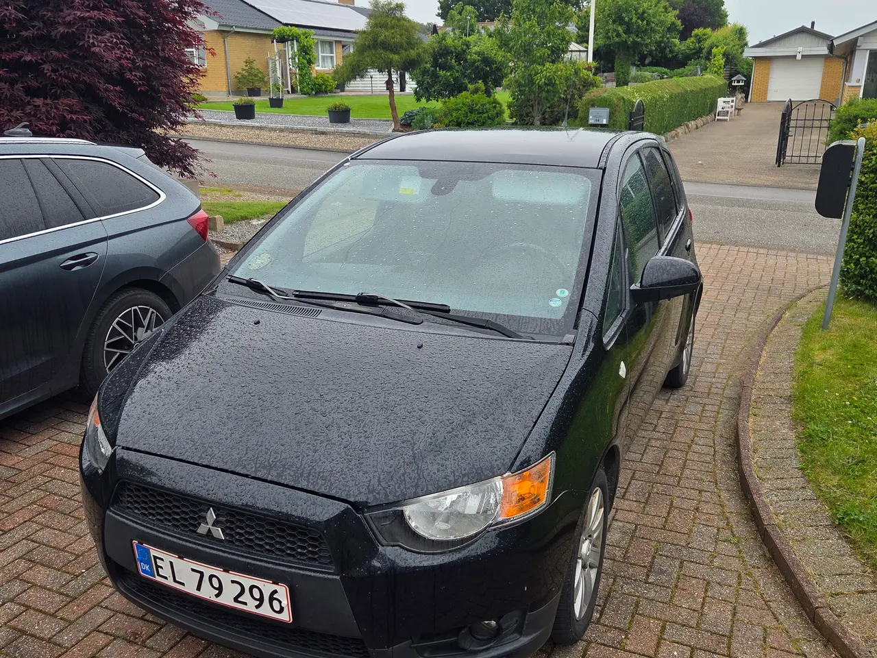 Billede 1 - Flot og velholdt Mitsubishi Colt Elegance Allshift