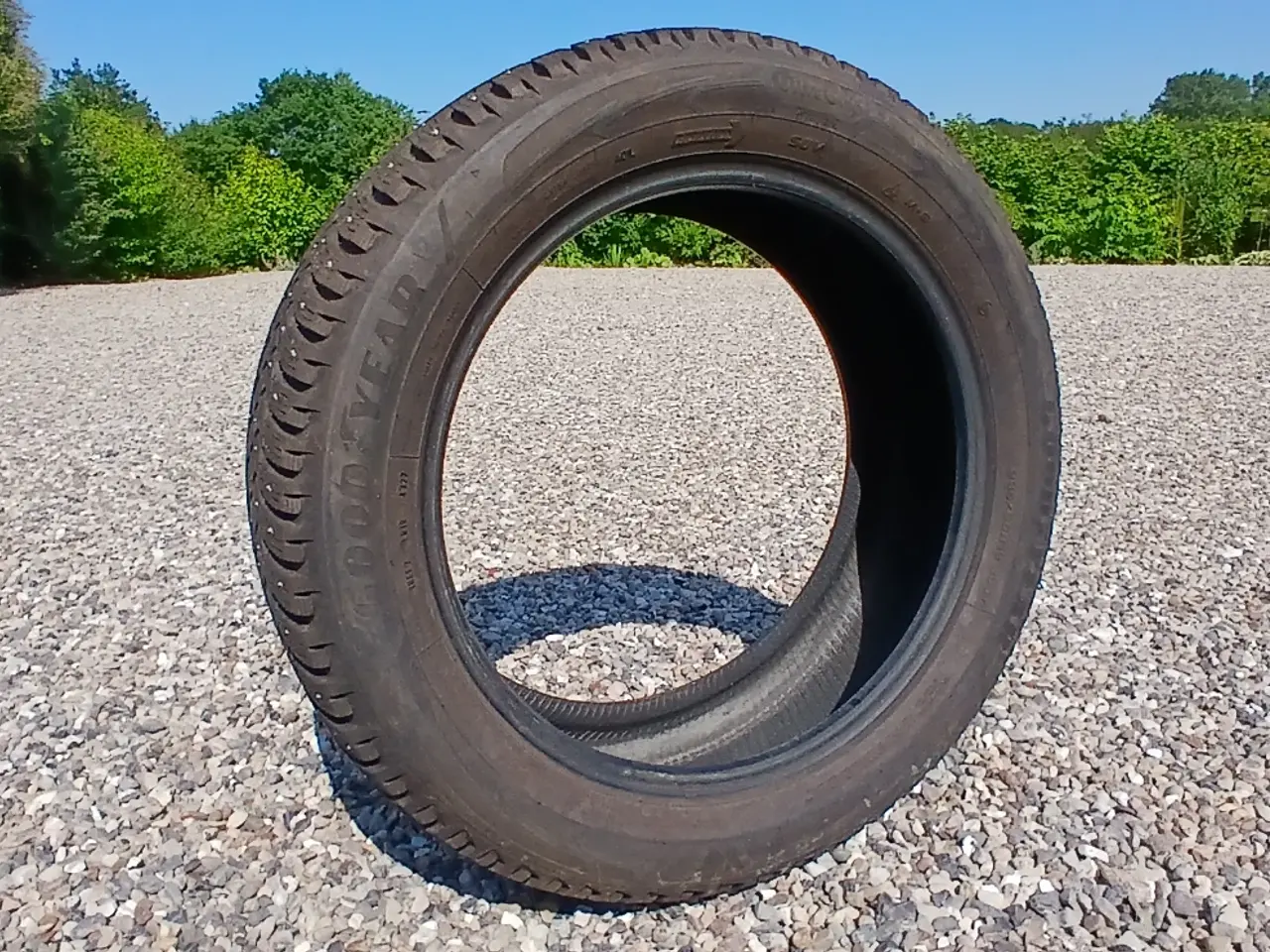 Billede 1 - Pigdæk 235/55R19 & 255/50R19 ID Buzz
