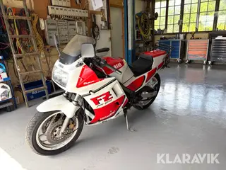 Motorcykel Yamaha FZ 750 pure sports Genesis