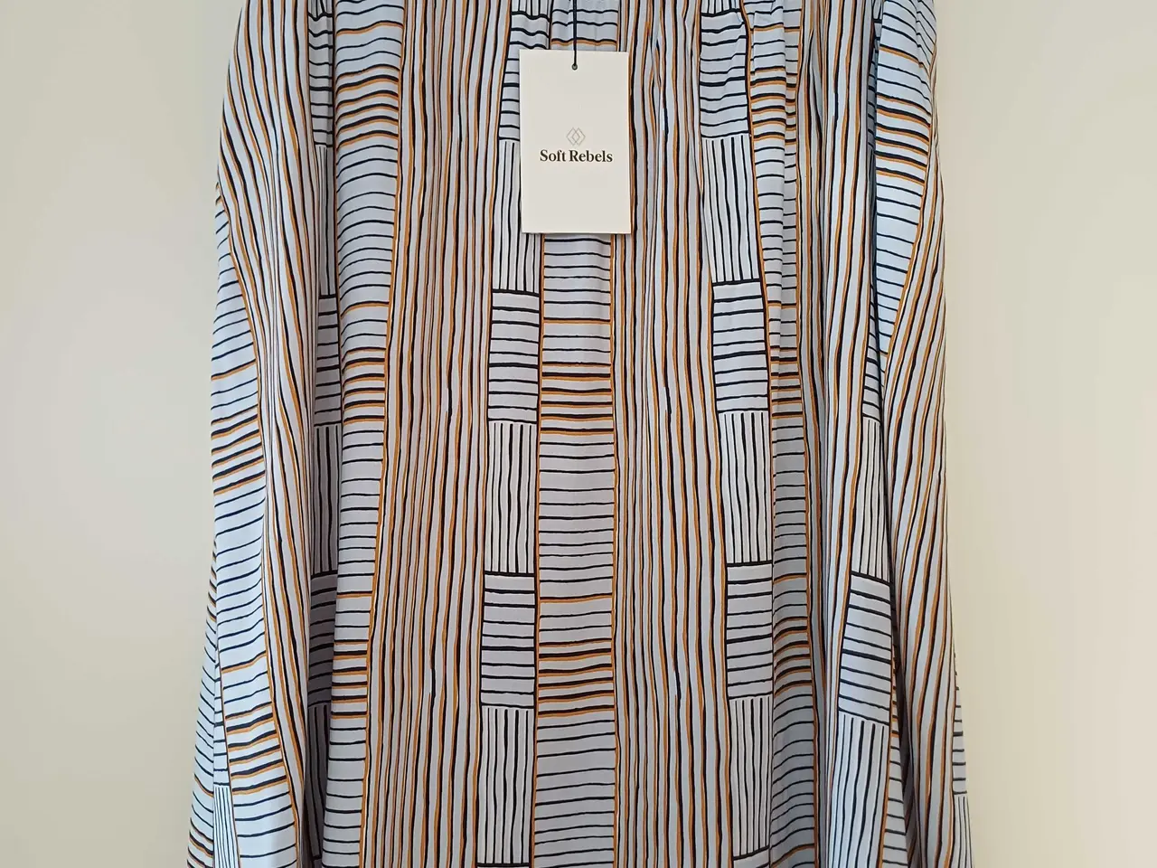 Billede 1 - Soft Rebels nederdel m.lommer str XL