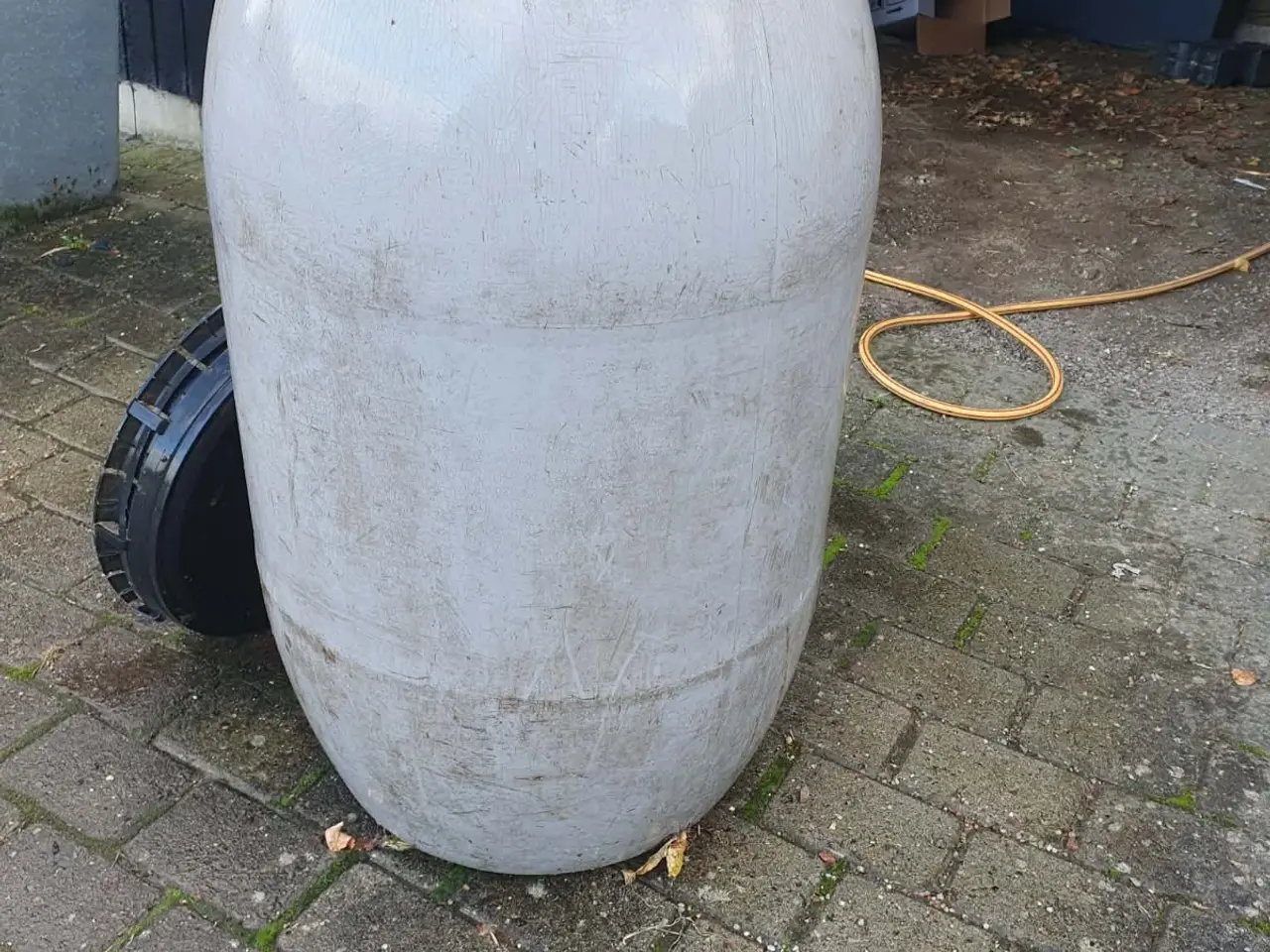 Billede 2 - 200 l fodertønde