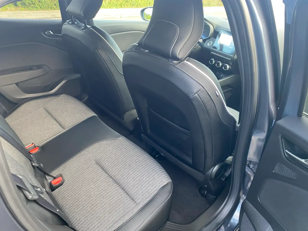 Billede 9 - Velholdt Renault Clio