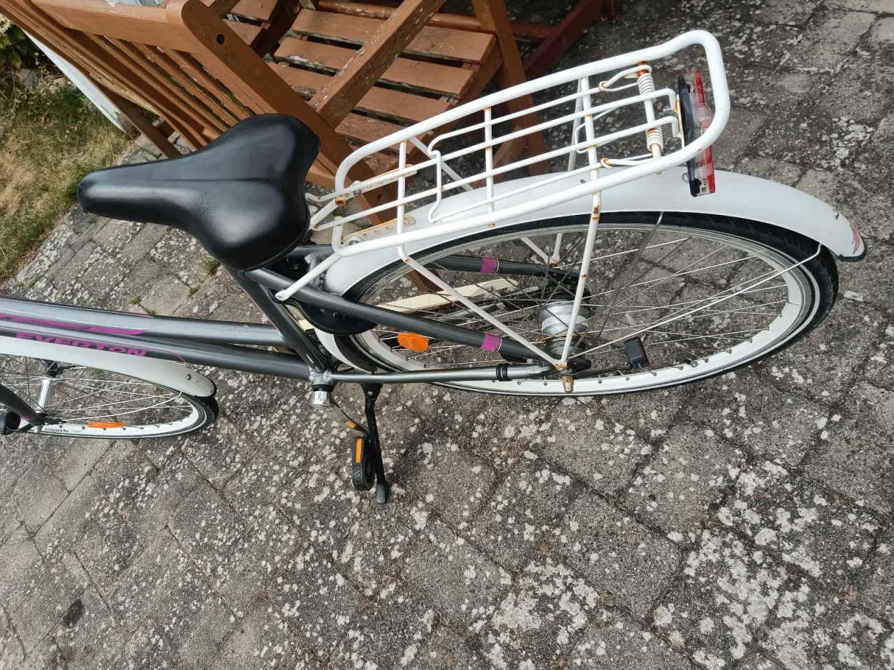 Billede 3 - Ung pige cykel