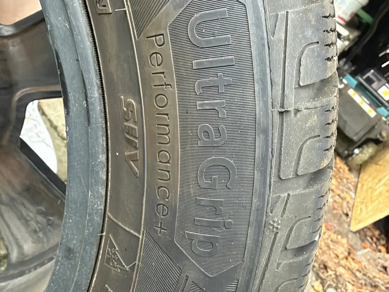 Billede 8 - 17″ originale Toyota C-HR vinterhjul – Goodyear fr