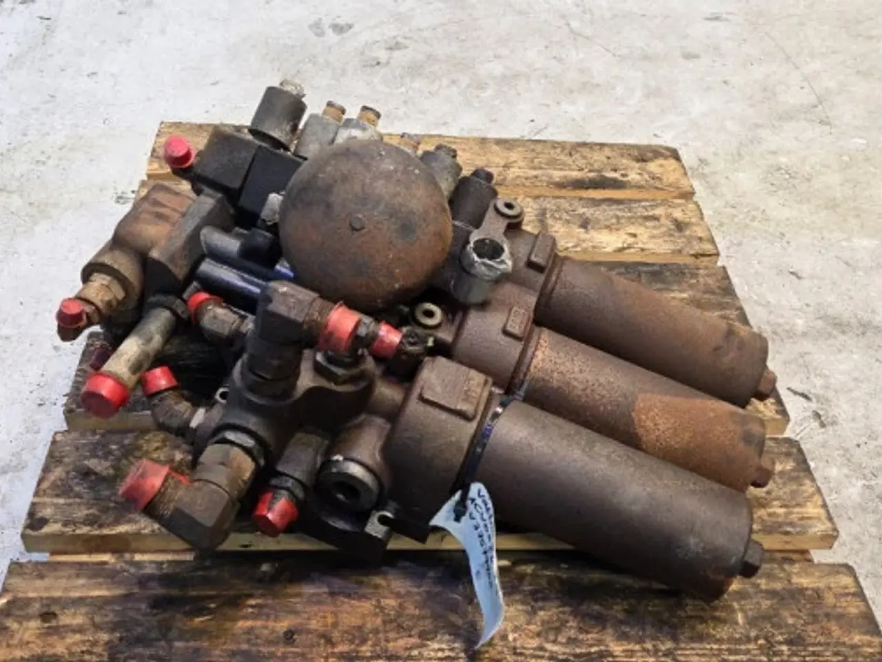 Billede 3 - Valtra T213 Hydraulikventil ACV002600A