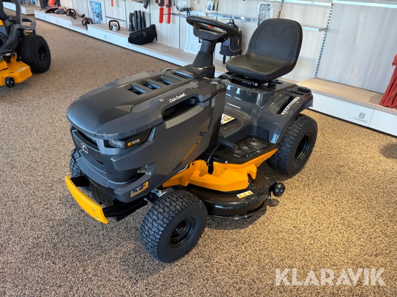 Billede 1 - Græsslåmaskine Cub cadet 13AJR1CW603