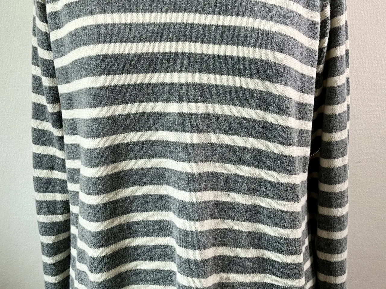 Billede 1 - GANNI, stribet strikbluse, str XL