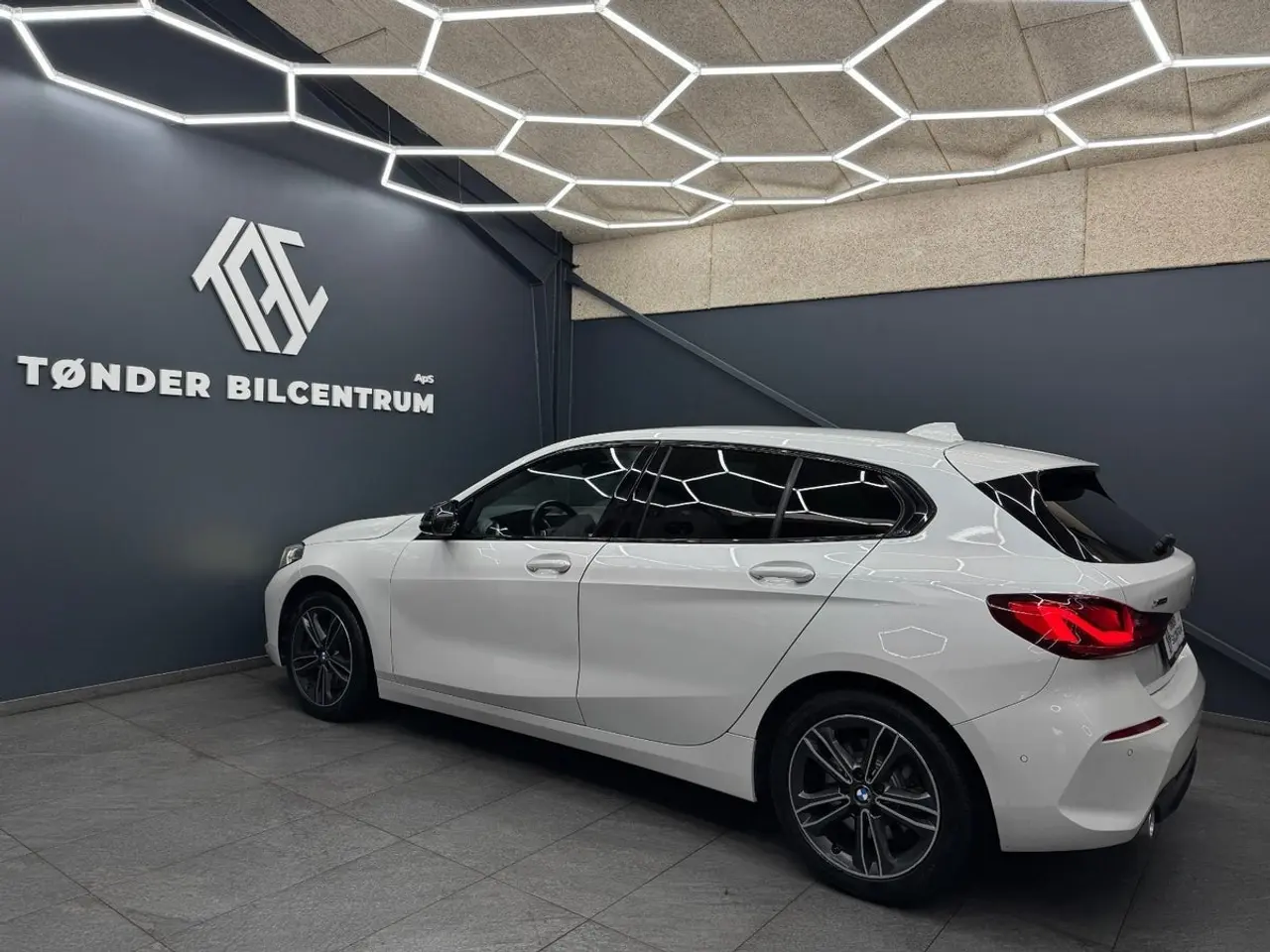 Billede 4 - BMW 120d 2,0 Sport Line xDrive aut.