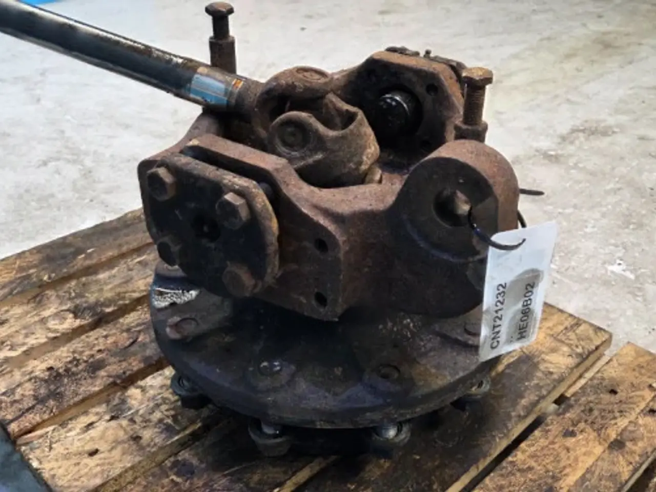 Billede 12 - New Holland LB115B Hjulnav L. 85825032
