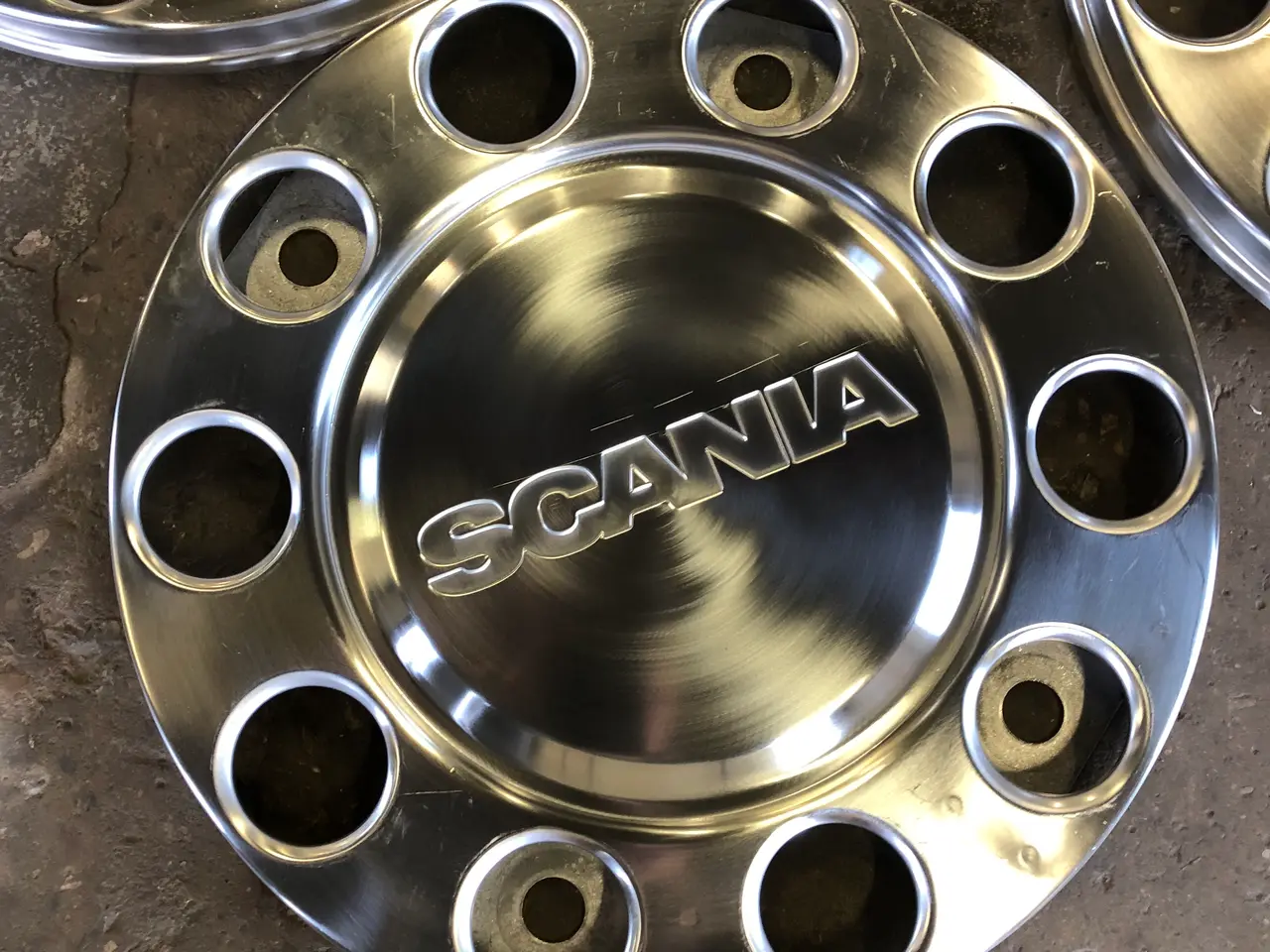 Billede 1 - Scania hjulkapsel