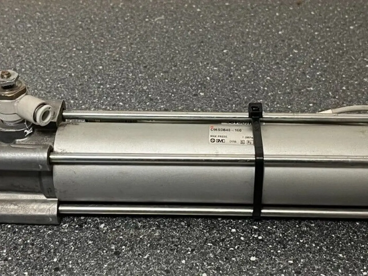 Billede 1 - SMC Pneumatic Cylinder CS95D040-160U, Double 160mm