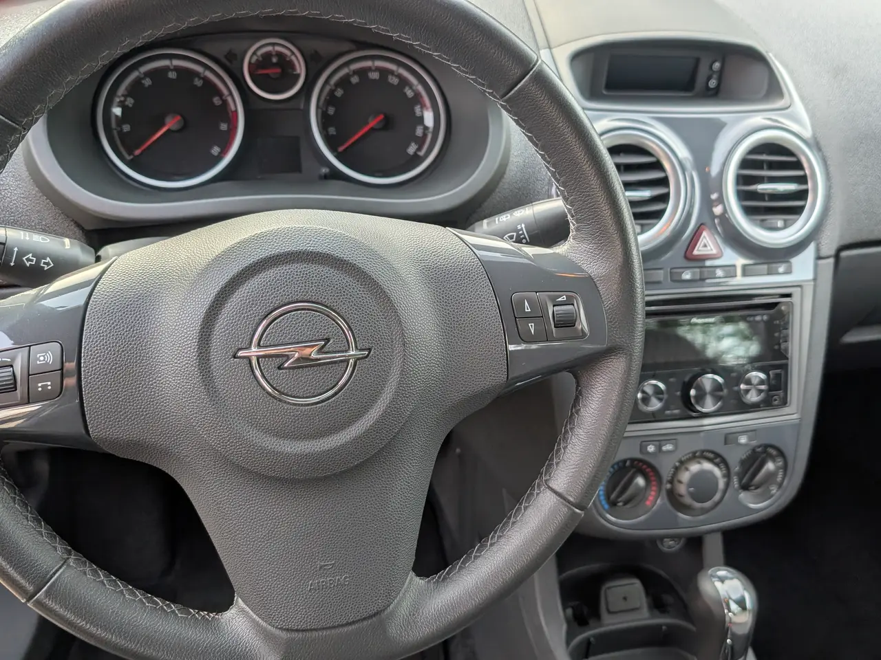 Billede 9 - Opel Corsa 1,4 Cosmo 5d Aut. (A14XER)