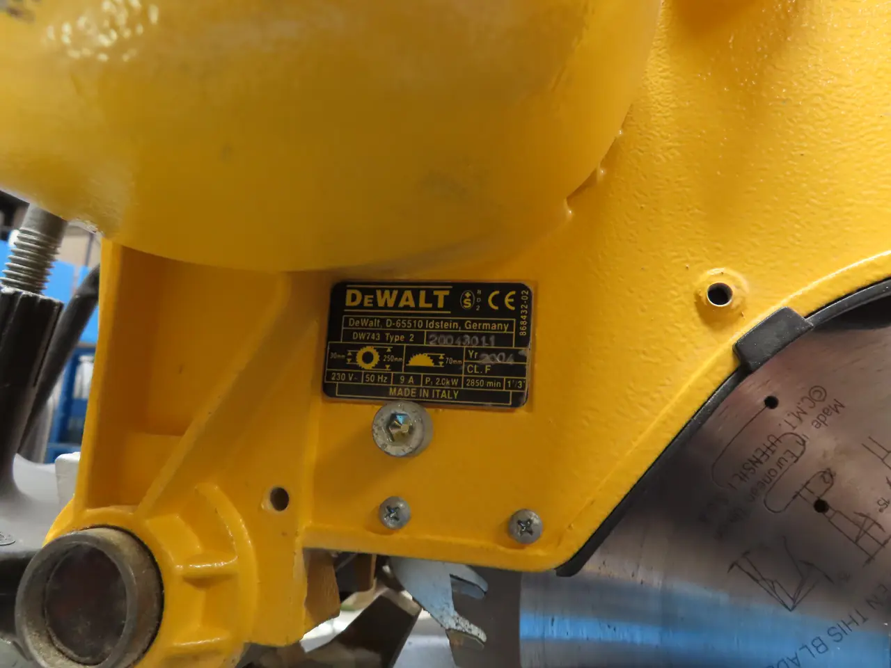 Billede 4 - Kap-/geringssav DEWALT DW743 2